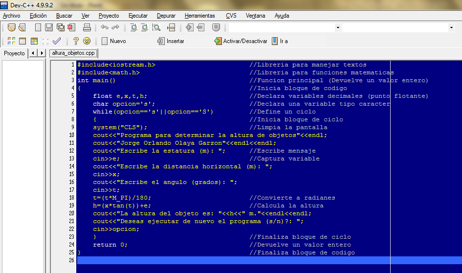 Pantalla de Dev-CPP con el código fuente de la aplicación en Lenguaje C++